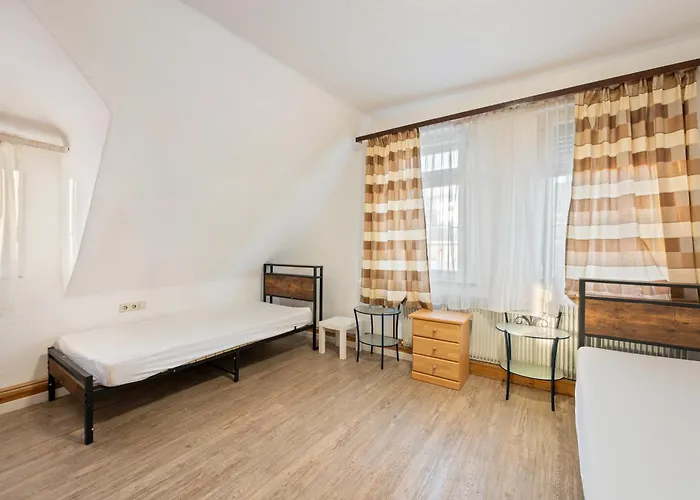 Monteurzimmer Haus 6 Nebringen für bis zu 12 Personen - Küche und Parkplätze vorhanden