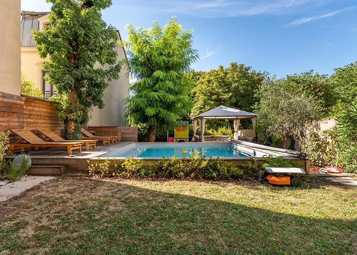 Discovery - A Villa With A Swimming Pool That Reveals All Its Charm