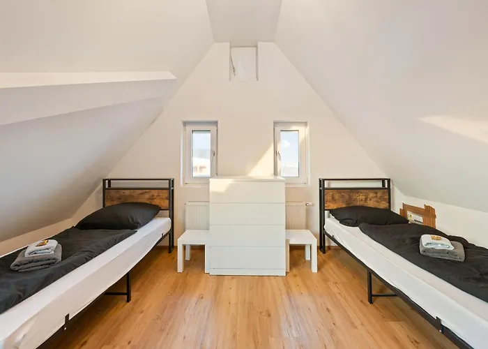 Monteurzimmer Haus 6 Nebringen Fuer Bis Zu 12 Personen - Kueche Und Parkplaetze Vorhanden