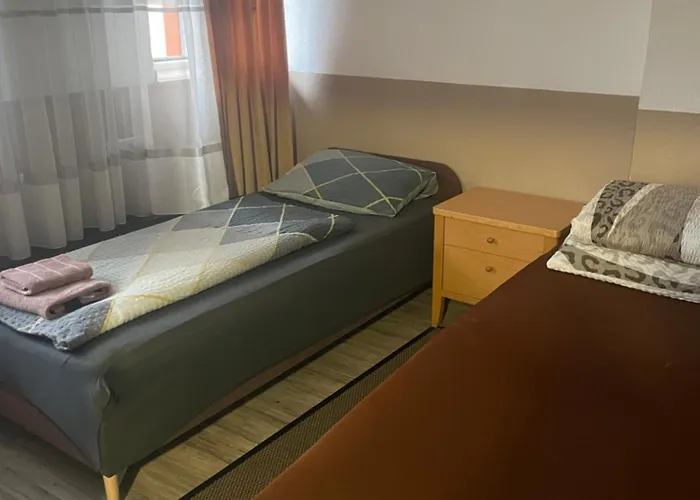 Livi Hostel Und Pension