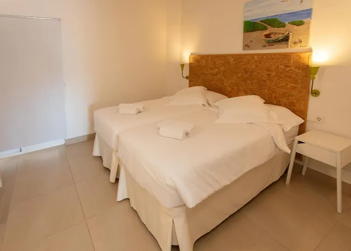 Es Mitjorn Hotel