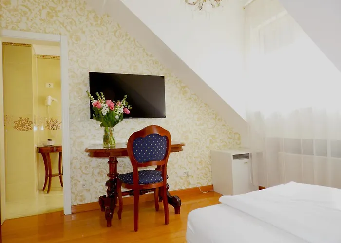 Allegro Hotel