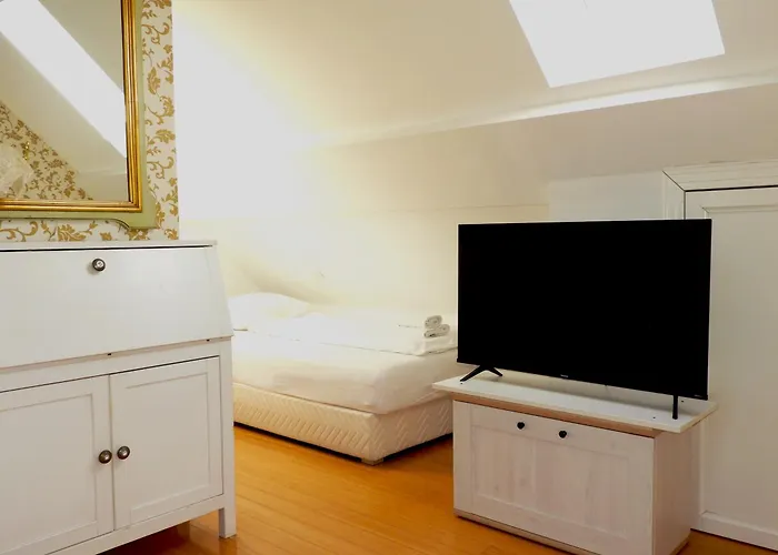 Allegro Hotel
