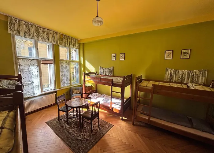 Hostel, Pokoje Goscinne Mleczarnia - Ozonowane