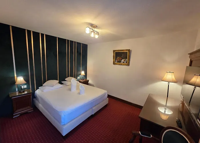 Hotel Select