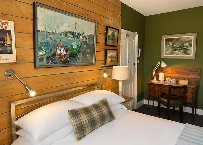 The Royal Harbour Hotel