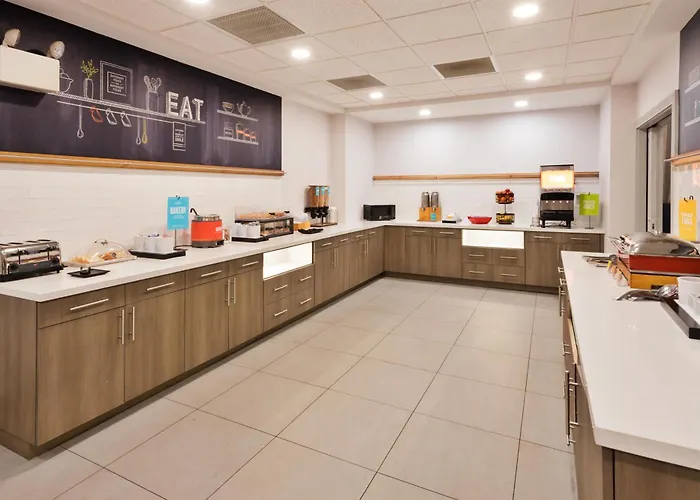 Hampton Inn & Suites Lanett/West Point