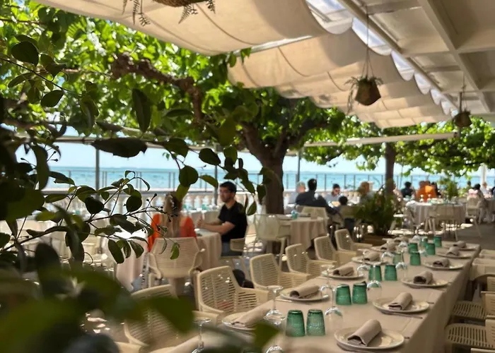 Hotel Restaurant Juanito Platja