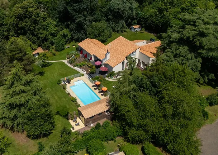 Bed and Breakfast Logis du Parc à Saint-Fulgent
