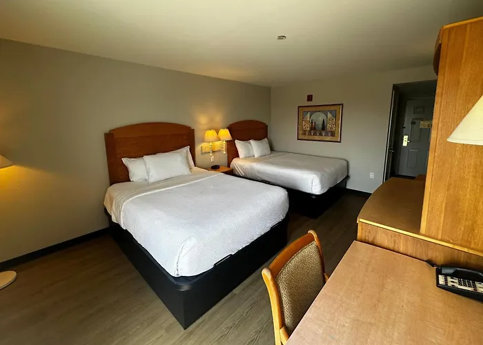 La Quinta By Wyndham Islip - Macarthur Airport