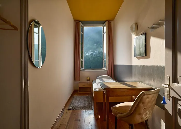 Wild Valley Hostel - Villa Edera