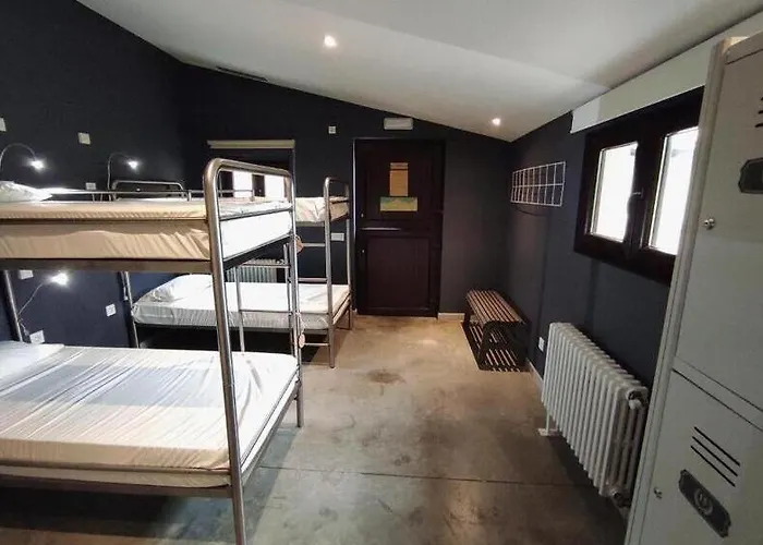 Casa Carmina Hostel