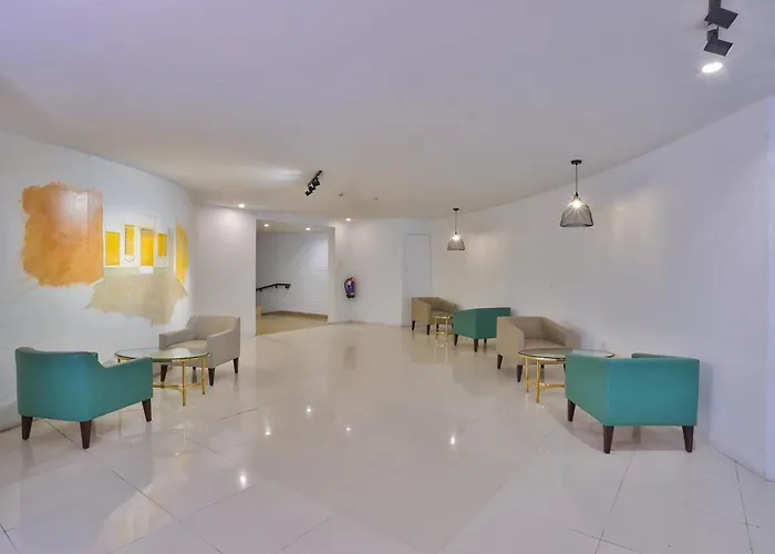 Avari Xpress Gulberg