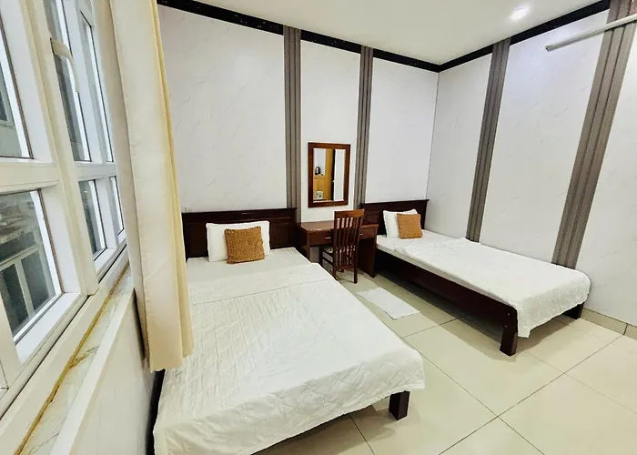 Ngoc May - Dai Loi Hotel