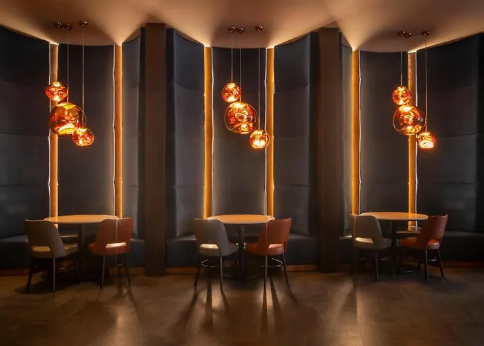 Clayton Hotel, Leeds