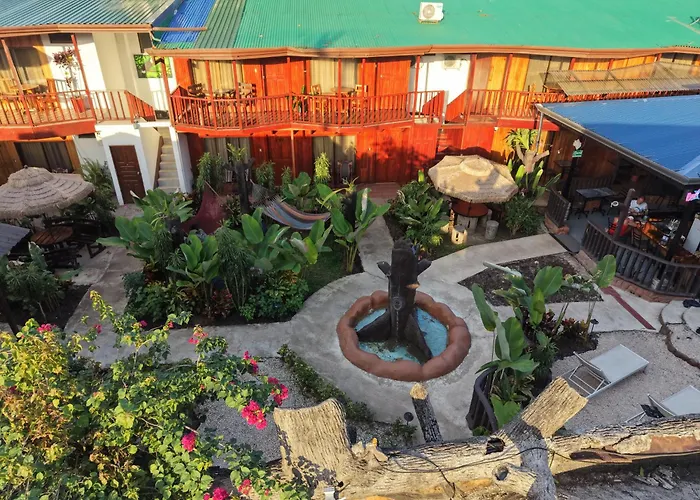 Poshtel Arenal