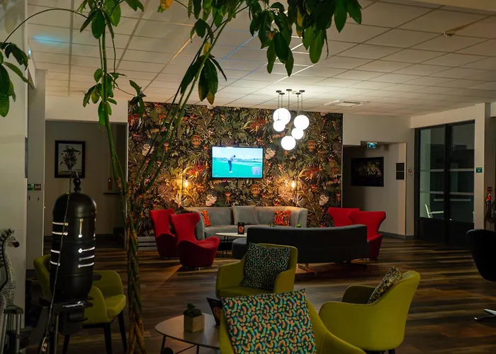 Sure Hotel By Best Western Les Portes De Montauban