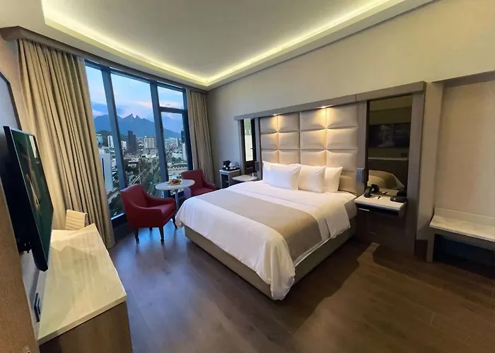 Safi Royal Luxury Metropolitan