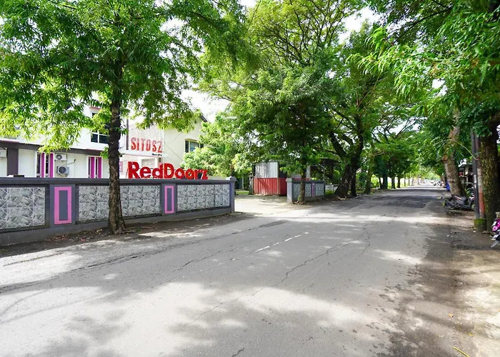 Reddoorz Plus @ Taman Madiun
