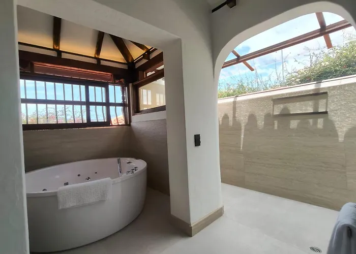 Hotel Boutique El Carmel