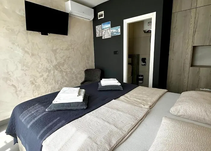 "Echo" B&B Rooms, Boutique Beach Hotel