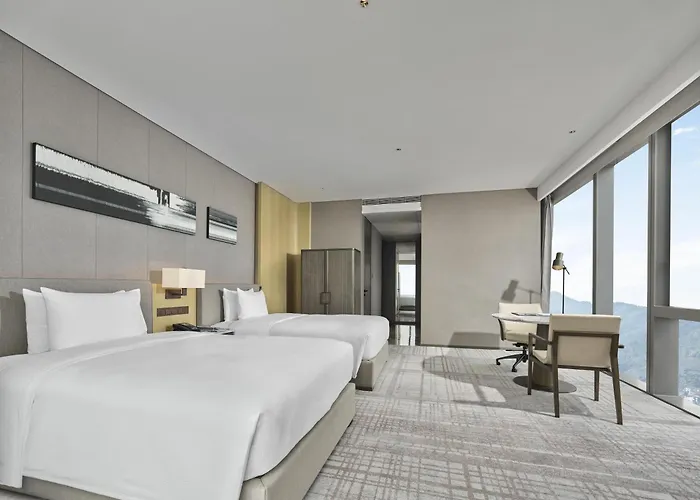 Hilton Zhuji