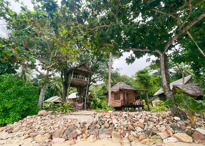 Sunset Beach Bungalow Koh Pu
