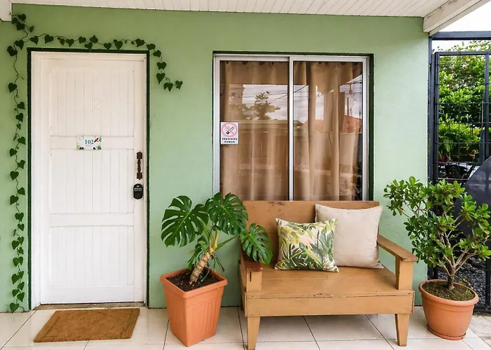 Alpha Arenal Hostel