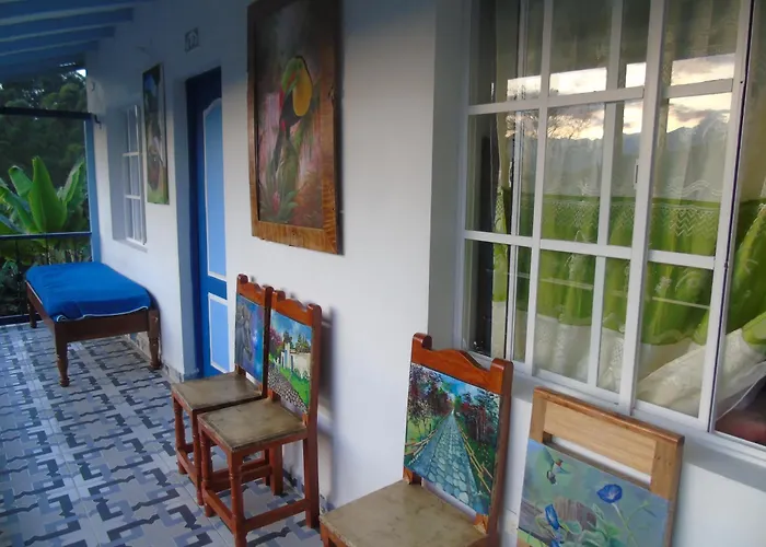 Vista Farallones Hostel