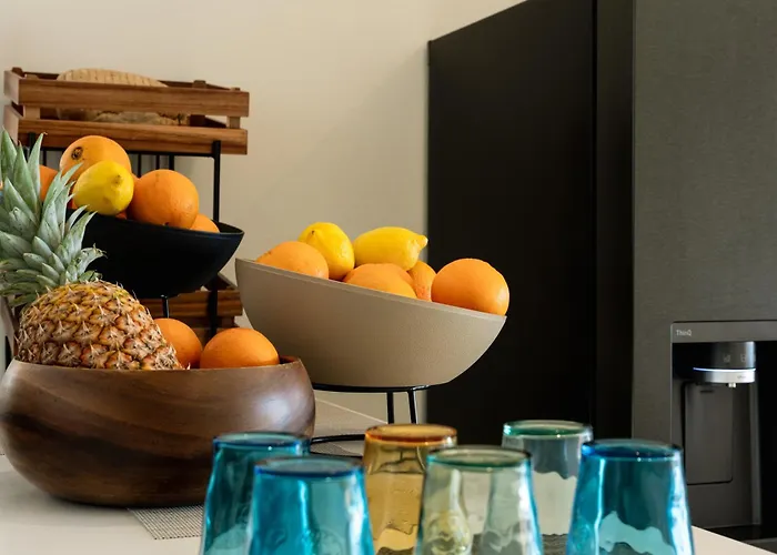 Casa Por Do Sal - Boutique Suites, Sea Views & Heated Pool