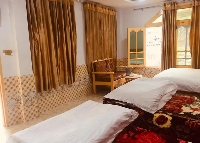 Hotel Miandam Palace