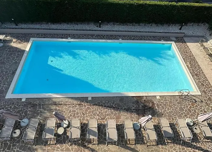 Poggio Al Lago Apartments&Rooms