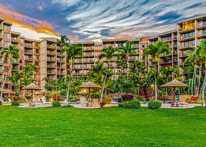 Kaanapali Ocean View Condo W Pool & Beach