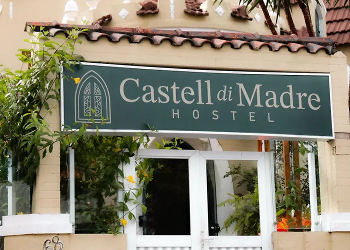 Hostel Castell Di Madre