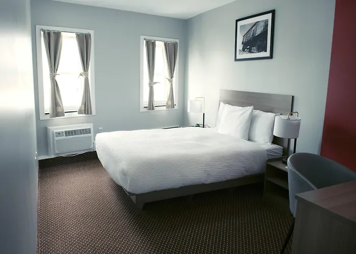 Ramada By Wyndham Kirkland Lake