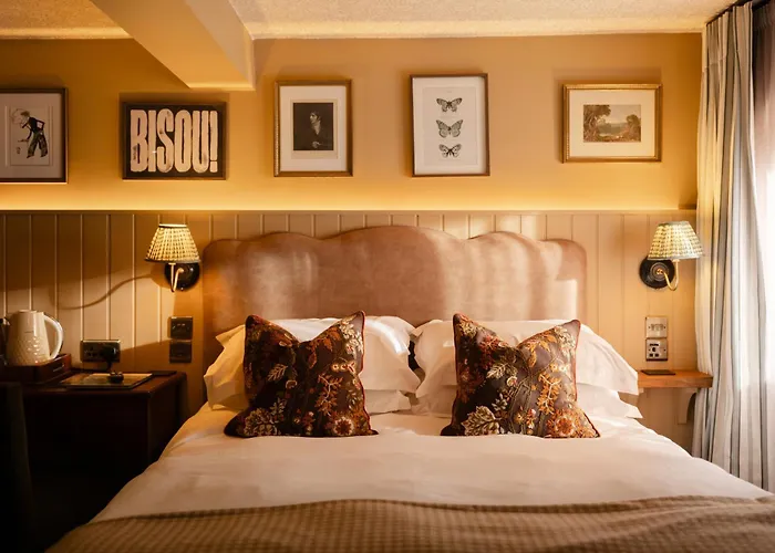 The Churchill Hotel