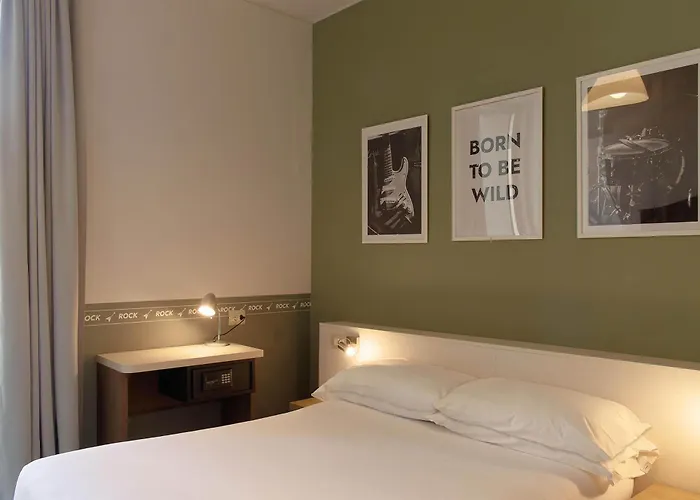 Sure Hotel By Best Western Nologo