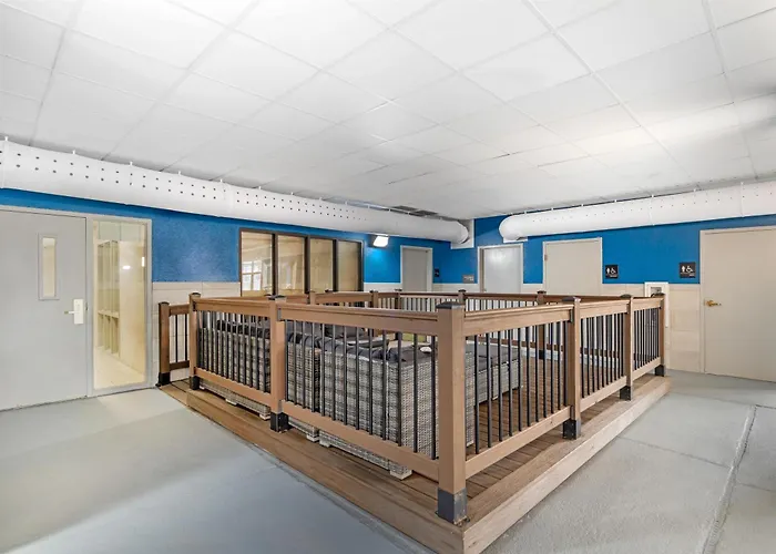 Hampton Inn & Suites Augusta West