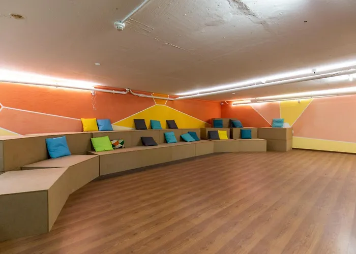 Hostel By Hyve Basel