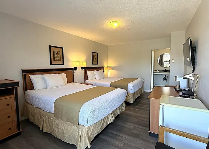 Diplomat Motel