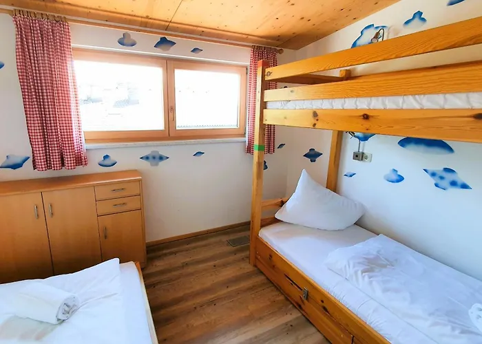 Alpking Hostel