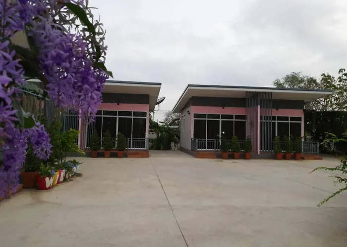 บ้านสวนนิสา
