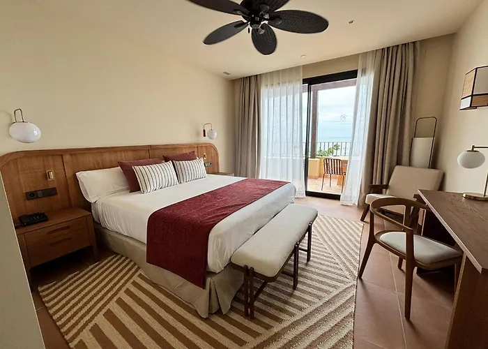 Hotel Punta Bermeja Premium