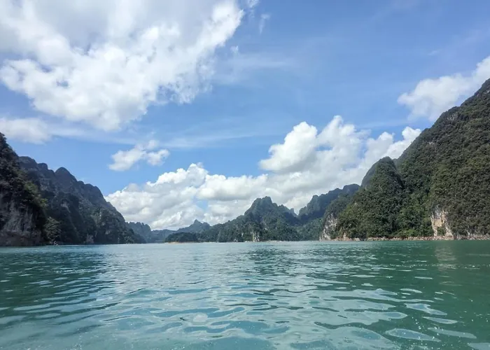 Bingo Hostel Khao Sok