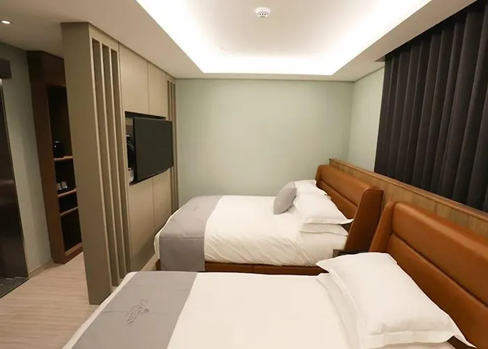 Dongdaegu Station Eastern Hotel