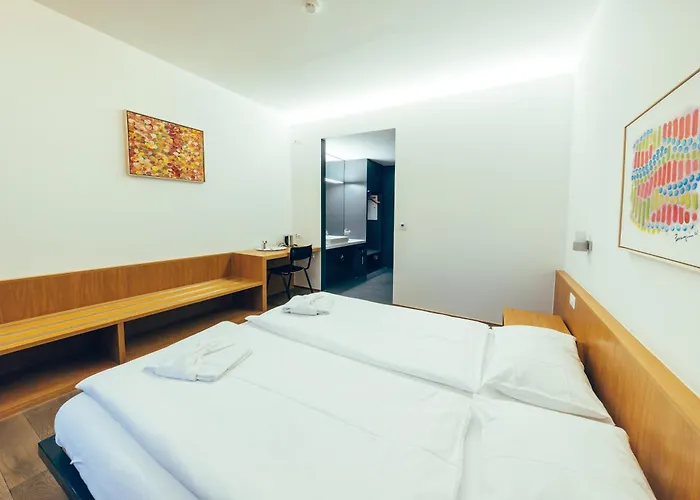 Hotel By Hyve Basel