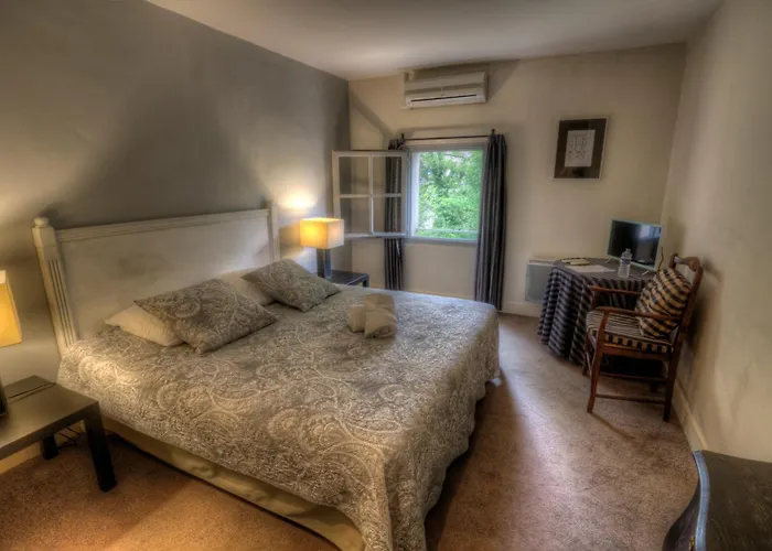 Logis Hotel Le Moulin De La Beune