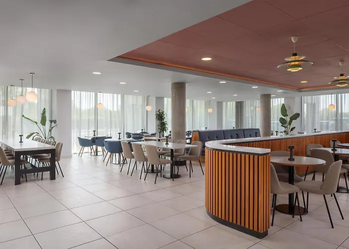 Hampton By Hilton London Stansted Airport