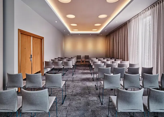 Holiday Inn - Warsaw City Centre By Ihg