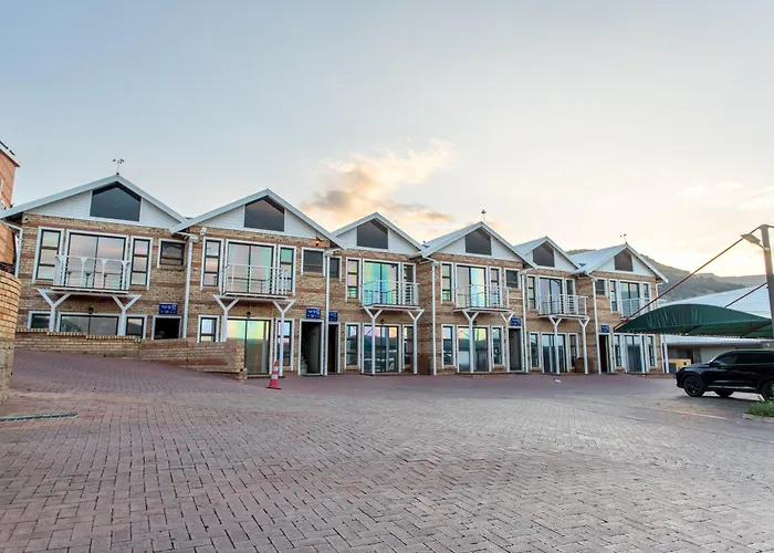 The Royal Courtyard